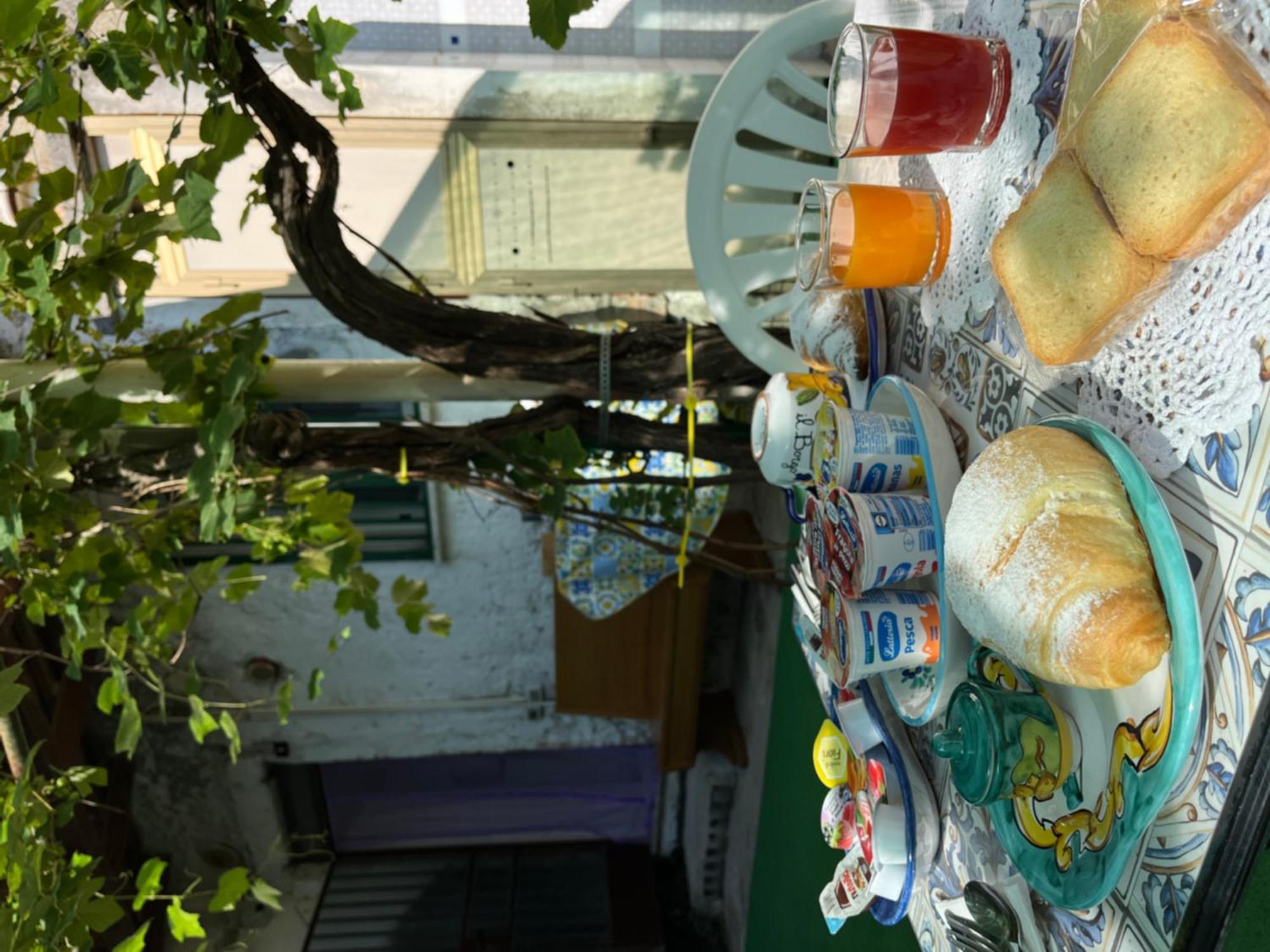 Il Borgo Di Iaconti Hotel Vietri Bagian luar foto